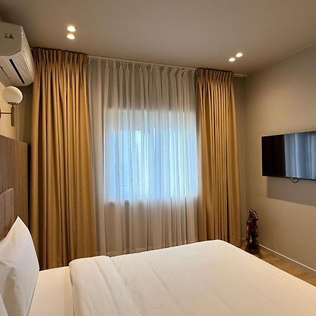 Vater Apartments Тирана Екстериор снимка
