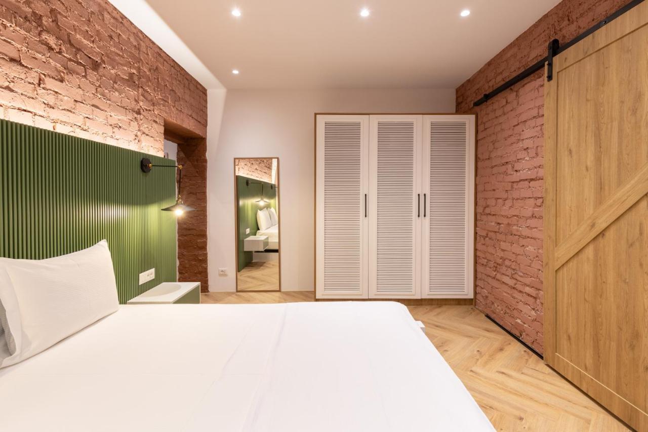 Vater Apartments Тирана Екстериор снимка