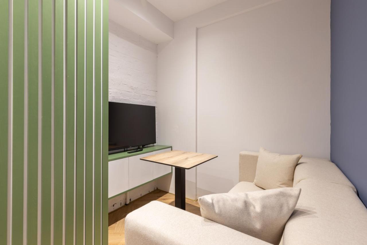 Vater Apartments Тирана Екстериор снимка