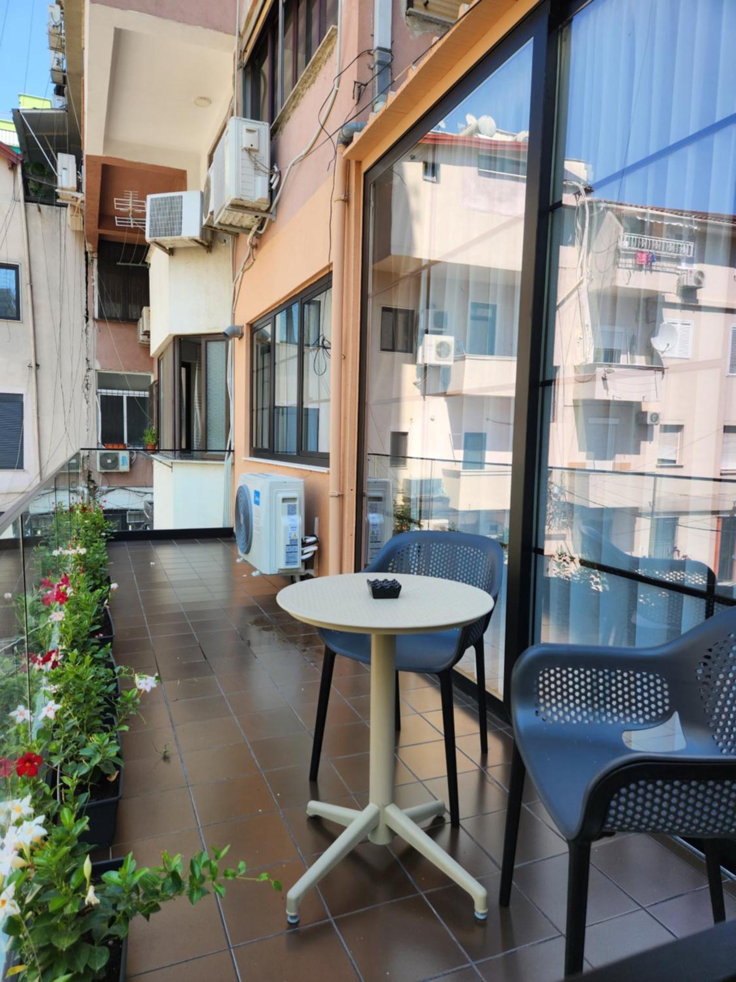 Vater Apartments Тирана Екстериор снимка