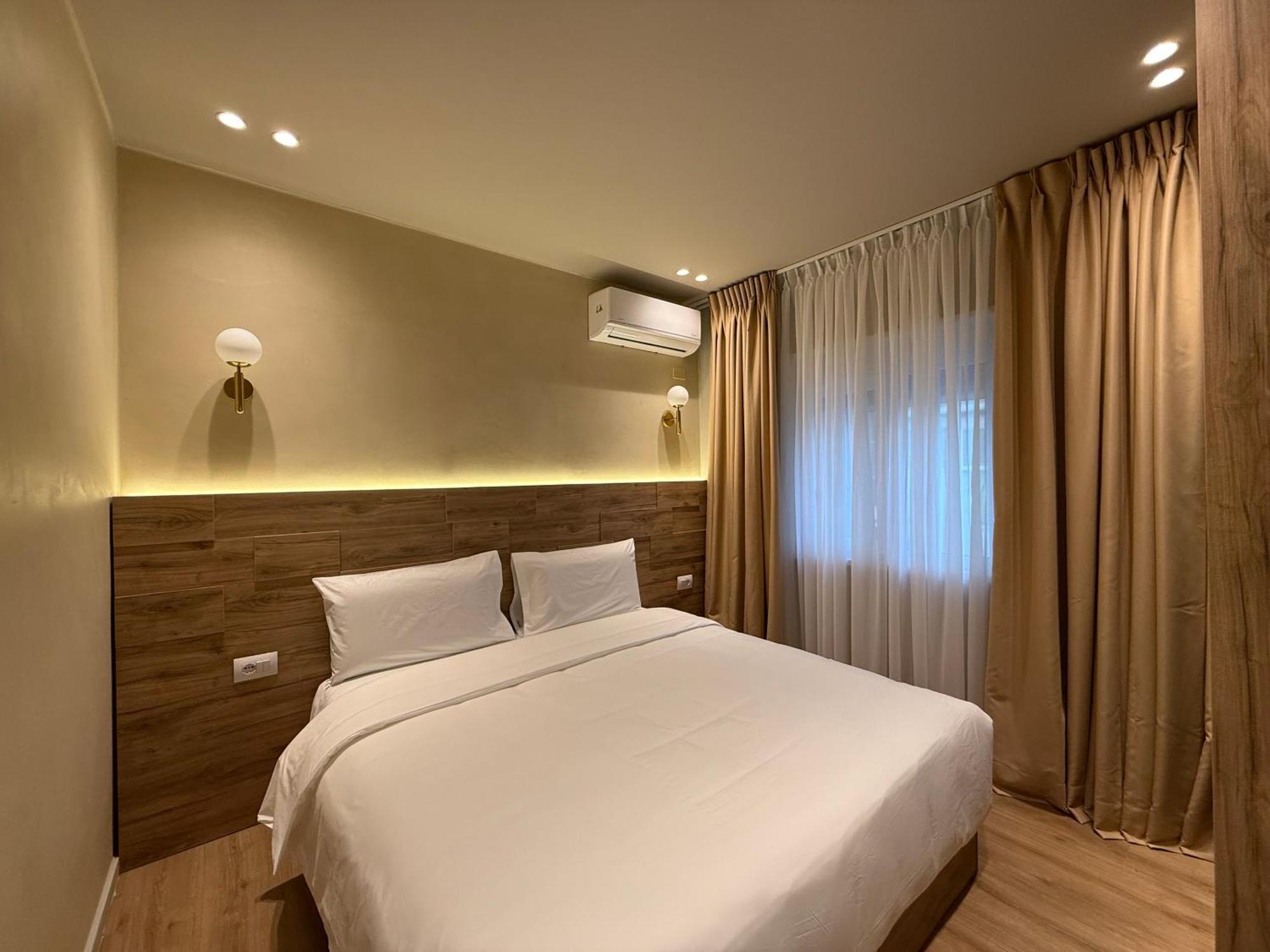 Vater Apartments Тирана Екстериор снимка