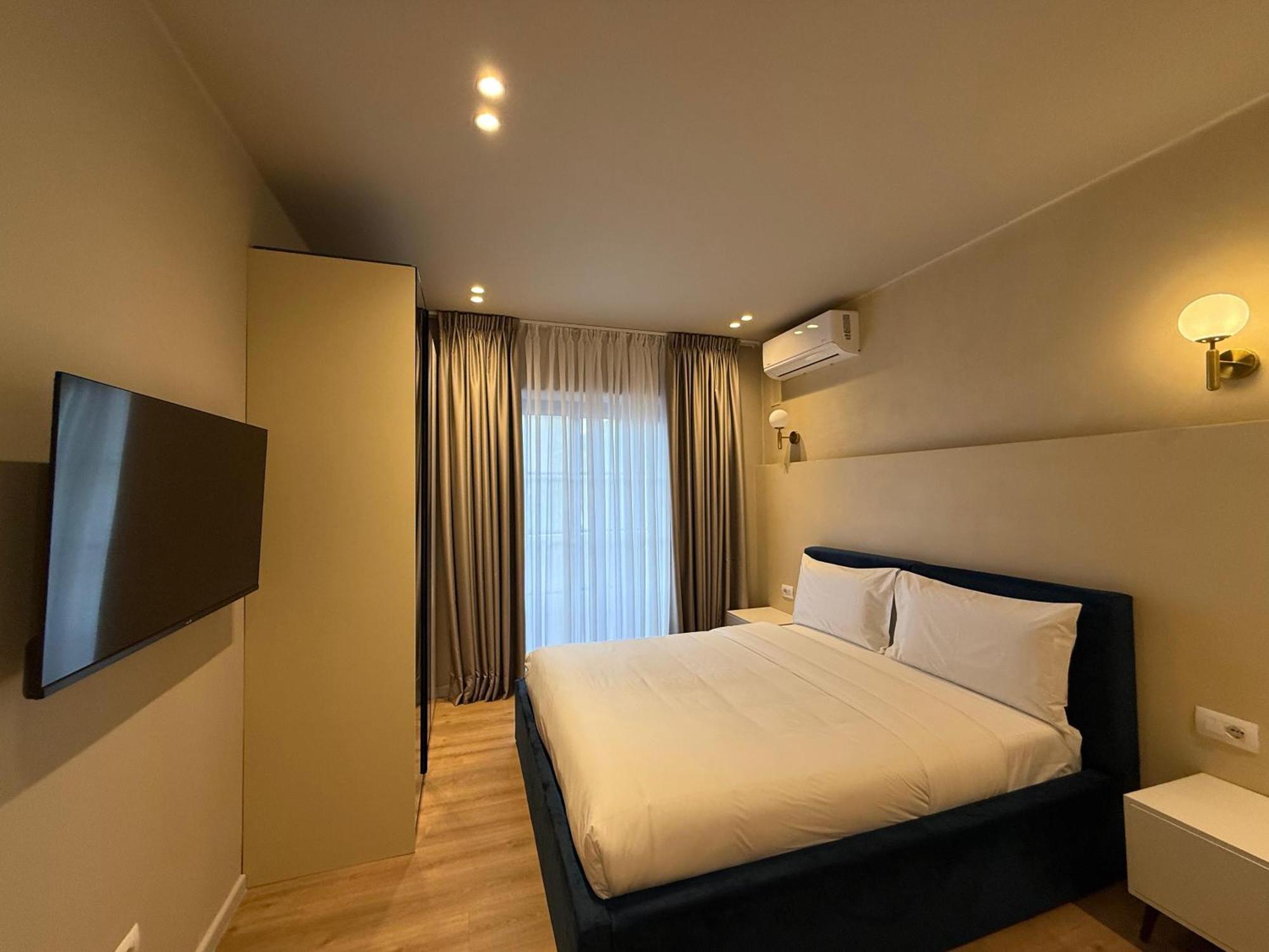 Vater Apartments Тирана Екстериор снимка